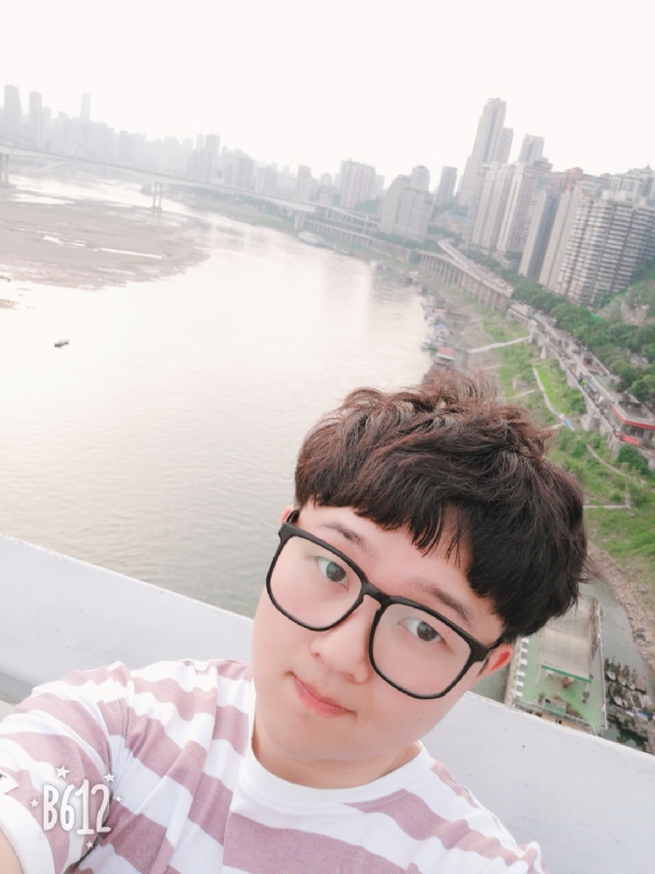 白夜行中人的第二张照片--贵港相亲服务中心