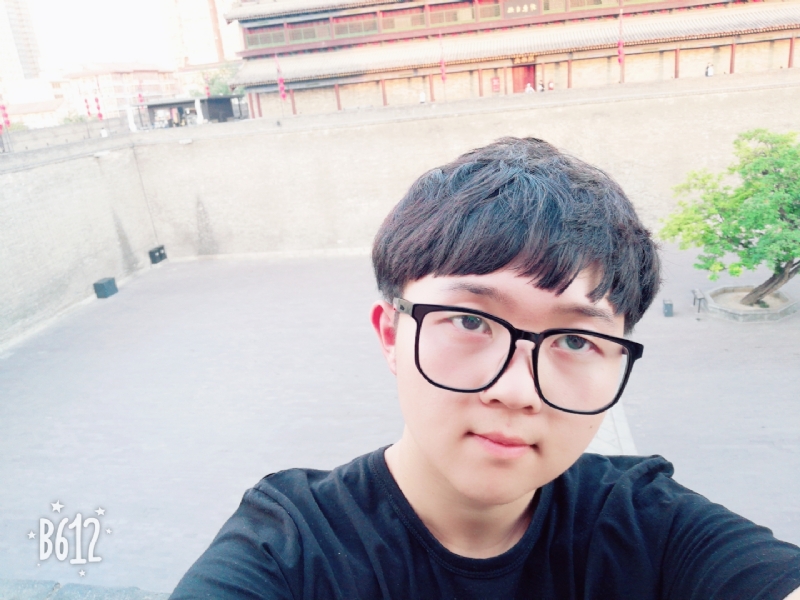 白夜行中人的第三张照片--贵港相亲服务中心