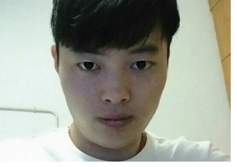 小张哥哥的第一张照片--贵港相亲服务中心