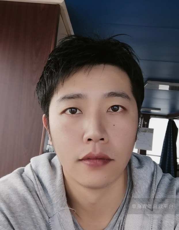 不太帅的男人的第二张照片--贵港相亲服务中心