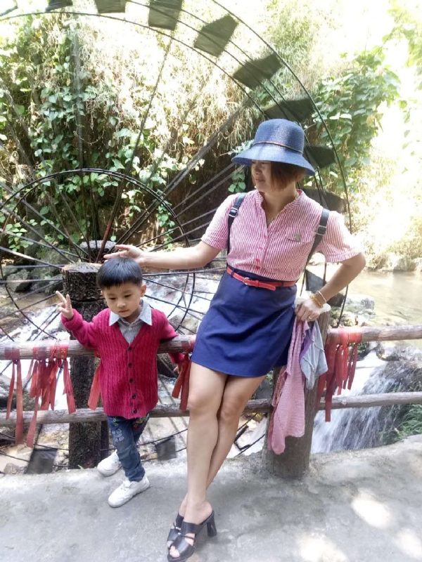 张敏娟的第二张照片--贵港相亲服务中心