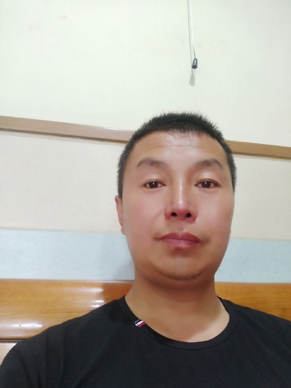 快乐的小鱼儿的第一张照片--贵港相亲服务中心