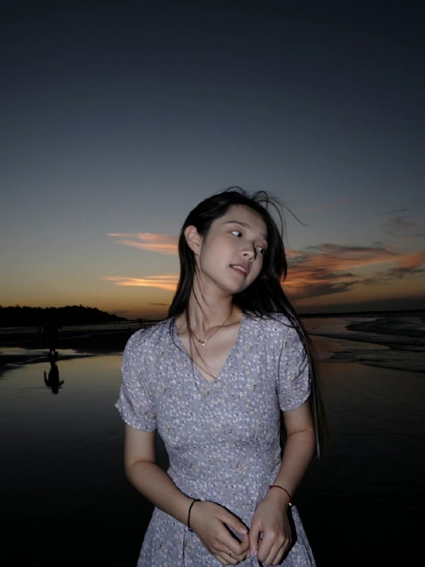 曉雯的第一张照片--贵港相亲服务中心