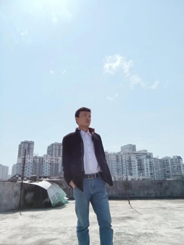 蓝色心情的第一张照片--贵港相亲服务中心