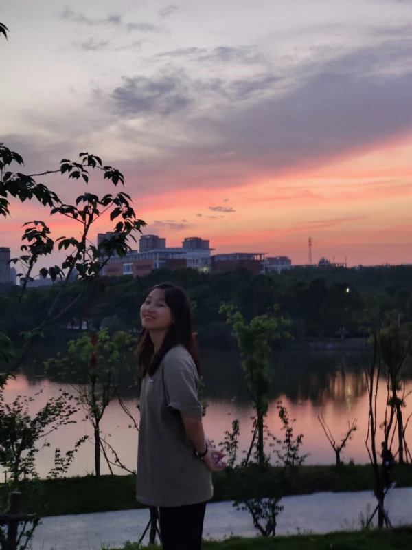 大白猫twx的第一张照片--贵港相亲服务中心