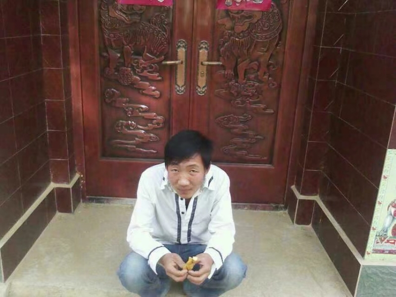 潘先生的第一张照片--贵港相亲服务中心