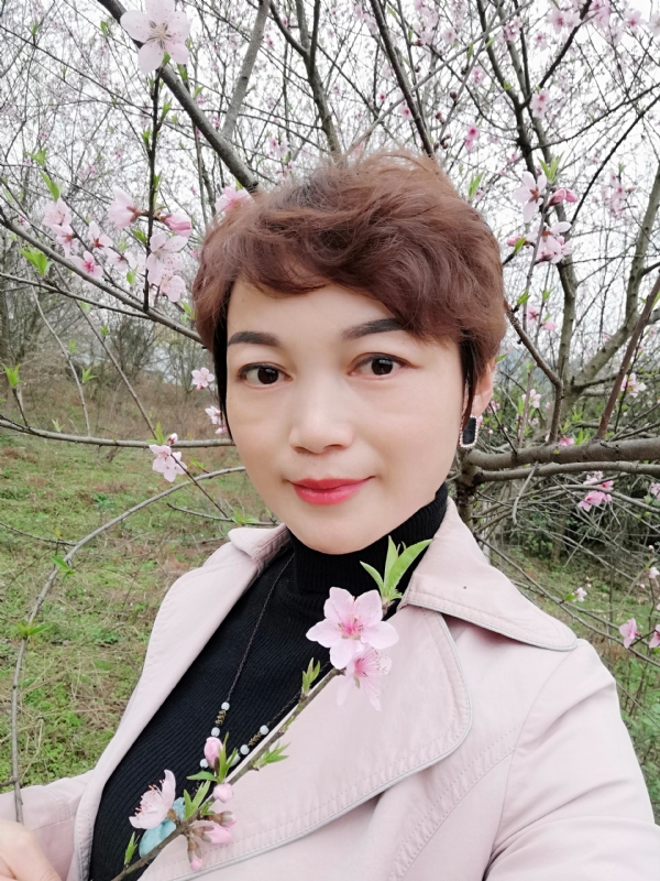 转角遇到你的第一张照片--贵港相亲服务中心