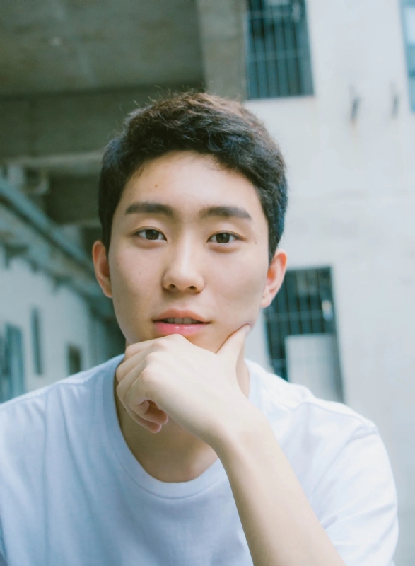 慕雨归蹄的第一张照片--贵港相亲服务中心