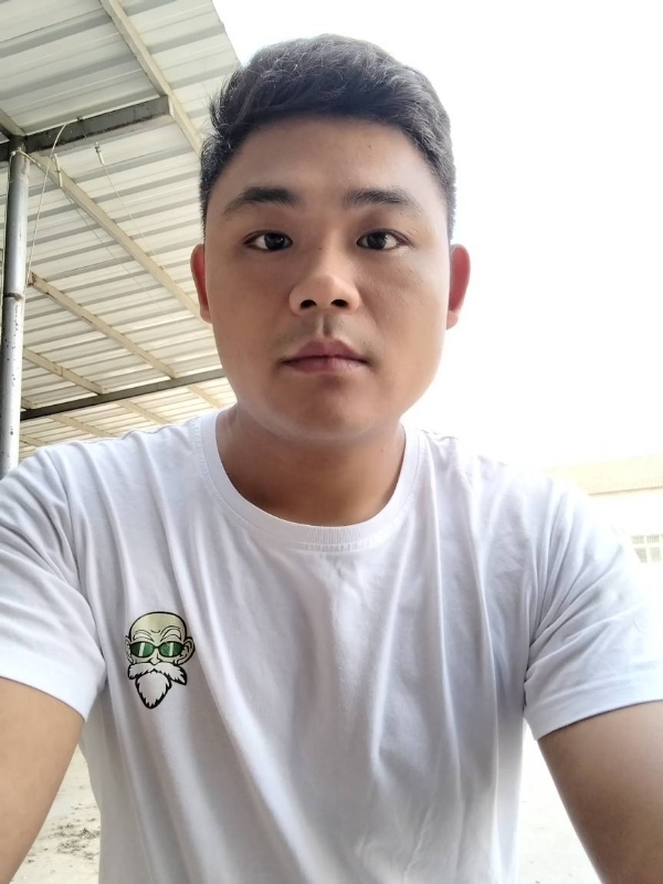 高大威武的第一张照片--贵港相亲服务中心