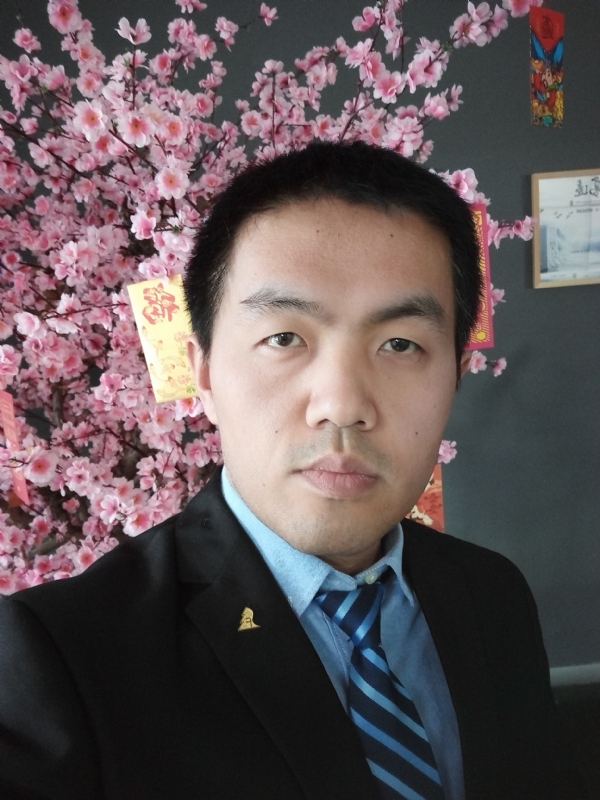 我就是个翻译的第一张照片--贵港相亲服务中心