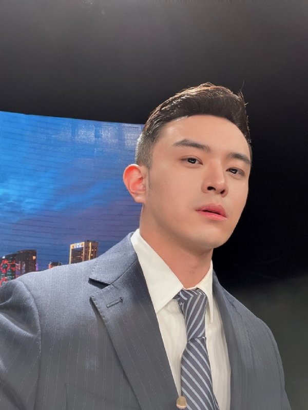 韩哥的第二张照片--贵港相亲服务中心