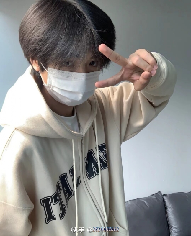 emo的风的第一张照片--贵港相亲服务中心