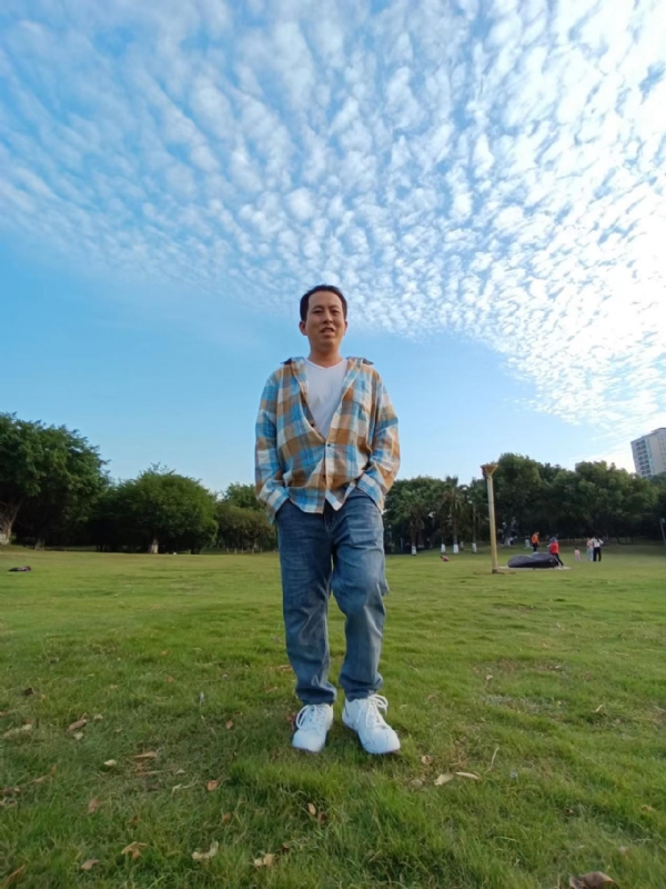 曹先生的第三张照片--贵港相亲服务中心