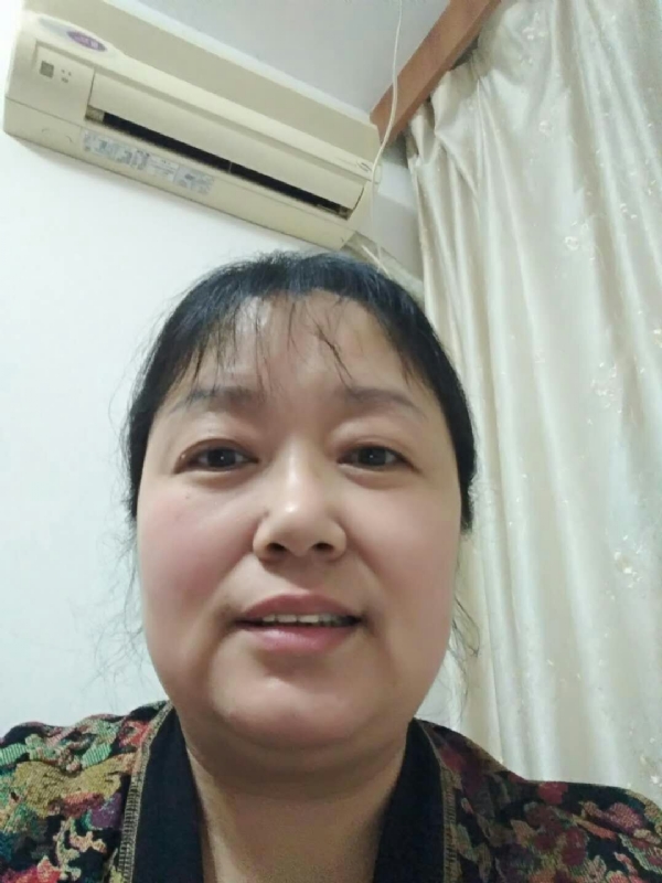 雨中漫步的第一张照片--贵港相亲服务中心