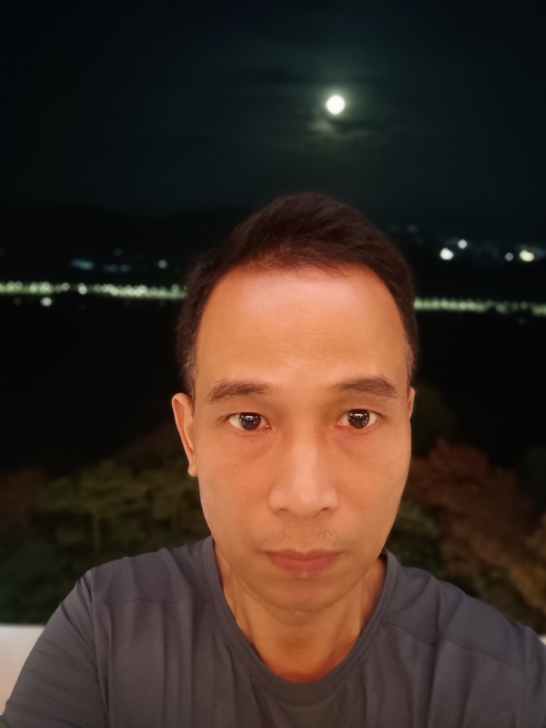 辉哥的第一张照片--贵港相亲服务中心