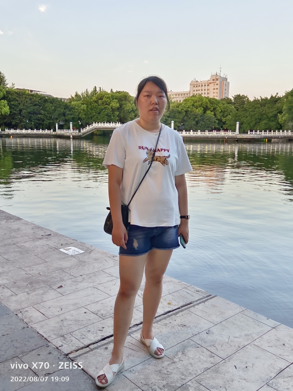 幸福触手可及的第一张照片--贵港相亲服务中心