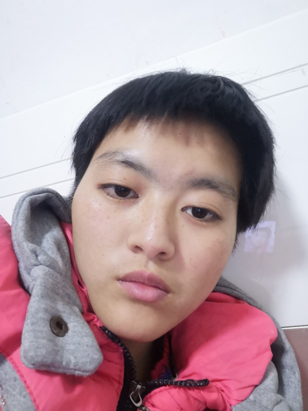 王秋艳的第一张照片--贵港相亲服务中心