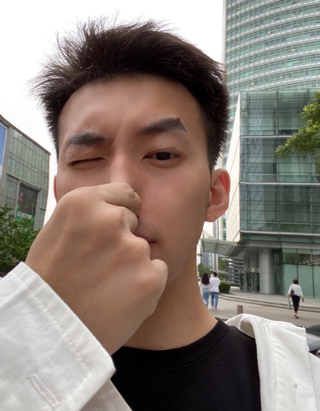 绝世大冤种的第四张照片--贵港相亲服务中心