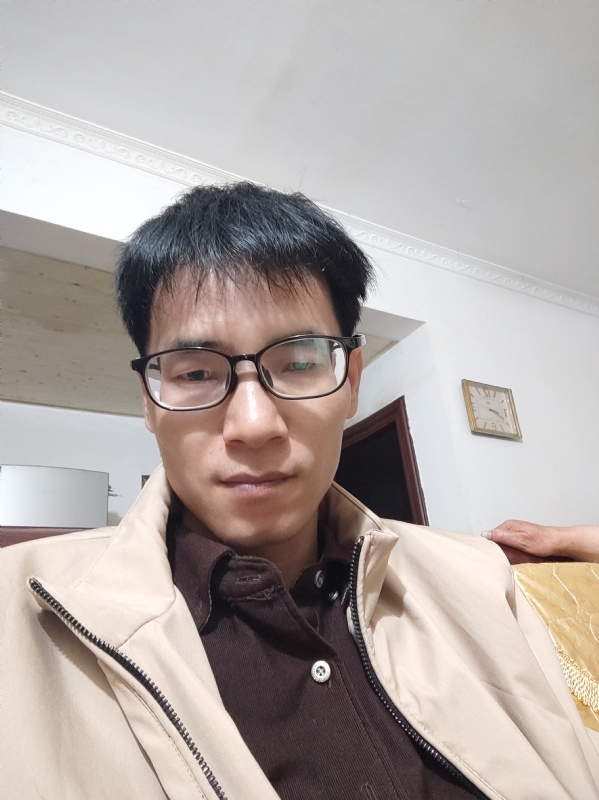 杨一凡的第一张照片--贵港相亲服务中心