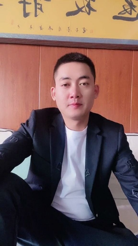 李泽胜的第一张照片--贵港相亲服务中心