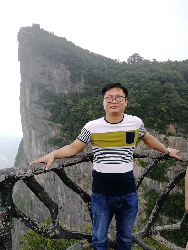 江汉的第一张照片--贵港相亲服务中心