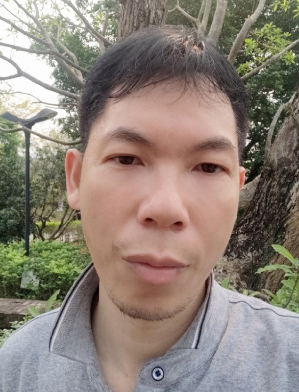 漂浮的云的第一张照片--贵港相亲服务中心