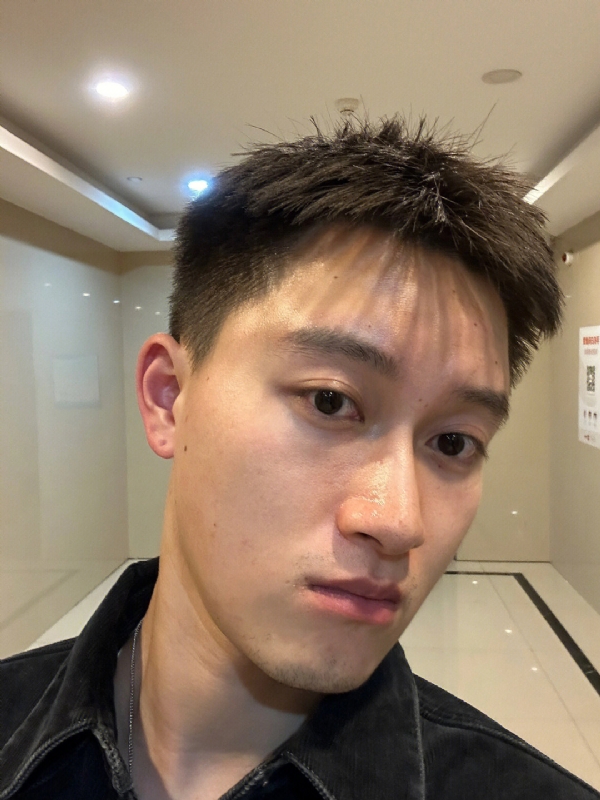 月光之下的第一张照片--贵港相亲服务中心