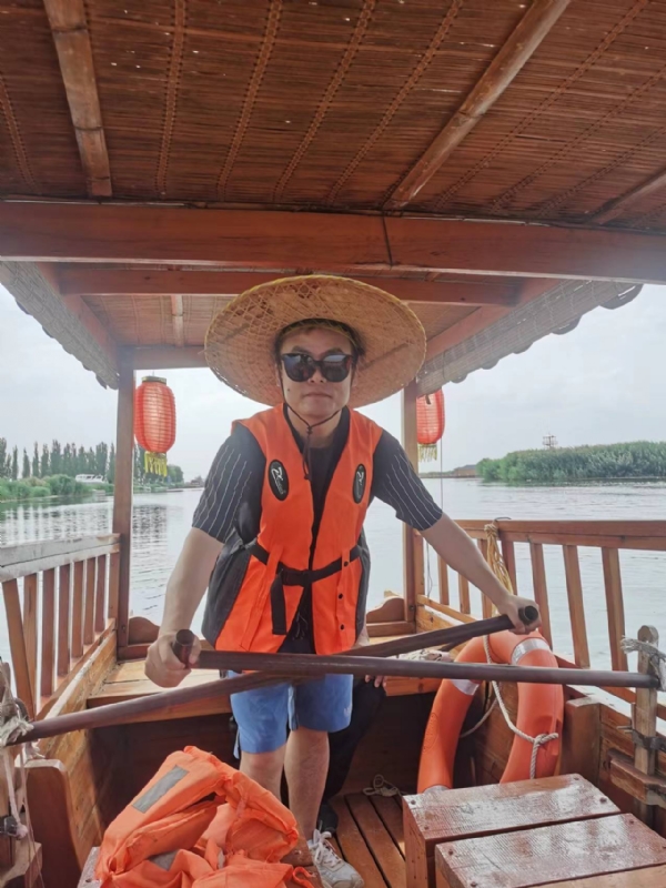 小龙虾的第二张照片--贵港相亲服务中心