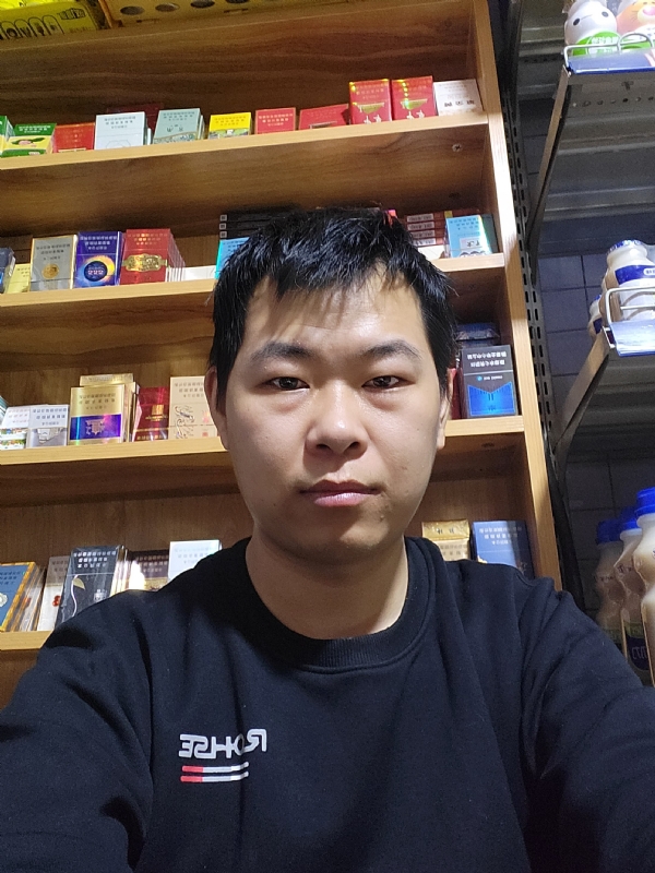 路途中的暖风的第一张照片--贵港相亲服务中心