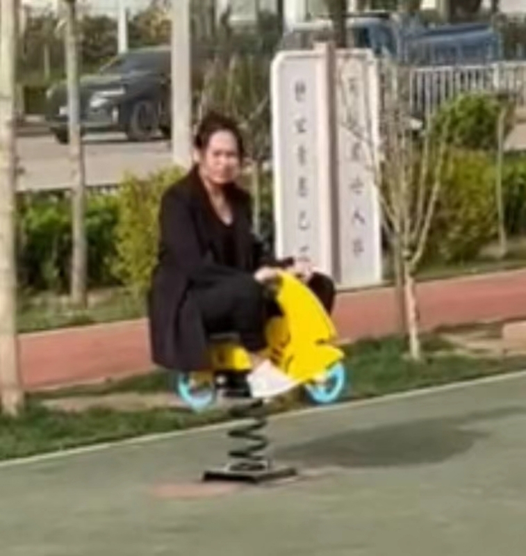 郎海英的第一张照片--贵港相亲服务中心