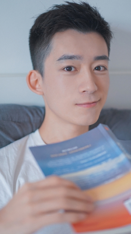 顾飞的第四张照片--贵港相亲服务中心