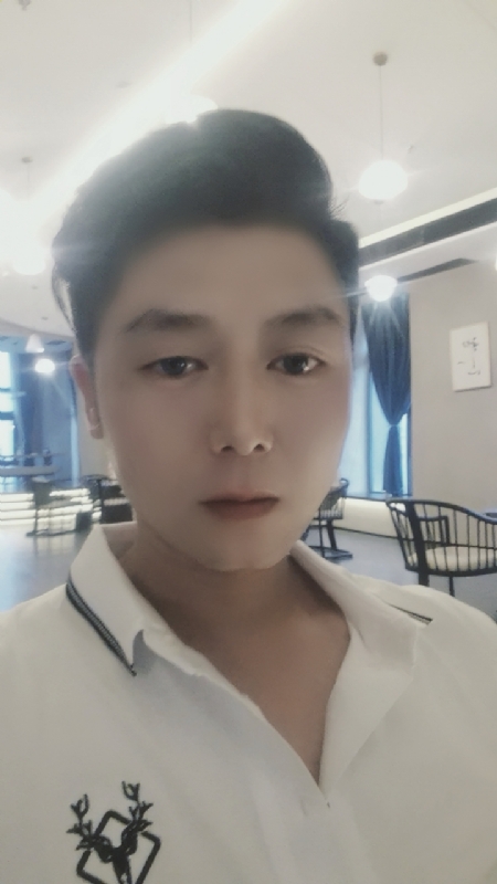 哎哎的第一张照片--贵港相亲服务中心