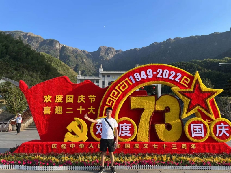 智轩的第一张照片--贵港相亲服务中心