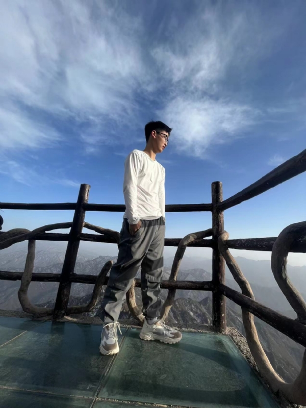 怜ぁ熙的第一张照片--贵港相亲服务中心