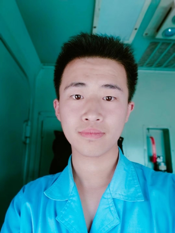 生而为人的第四张照片--贵港相亲服务中心