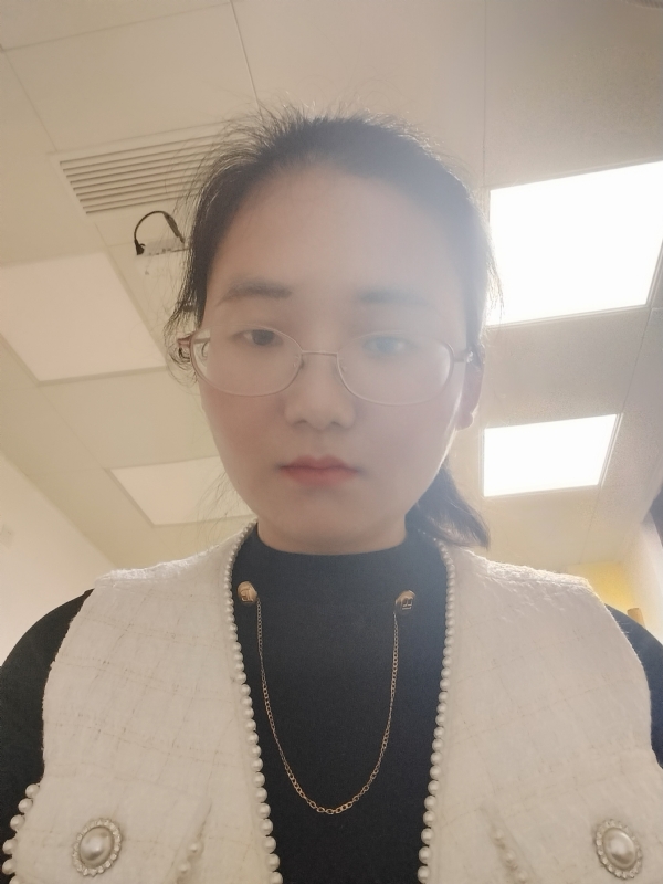 闲敲棋子的第一张照片--贵港相亲服务中心