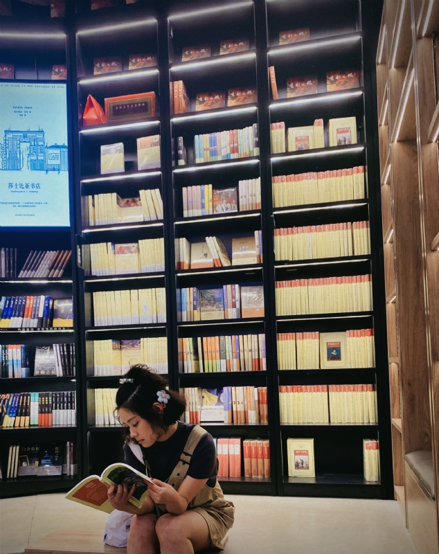 嘉佳的第一张照片--贵港相亲服务中心