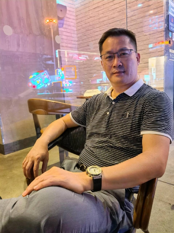 Allan的第三张照片--贵港相亲服务中心