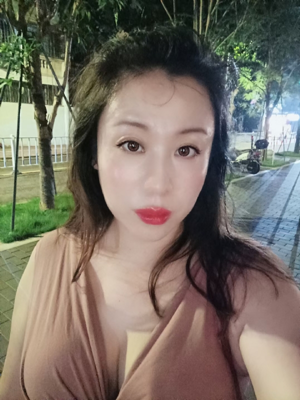 叶子青青的第二张照片--贵港相亲服务中心