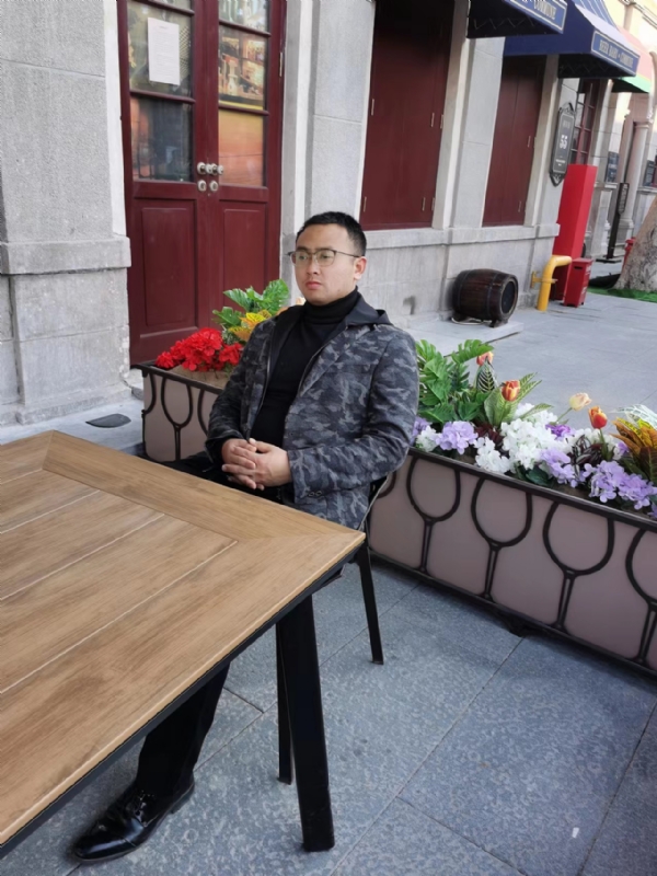 小独的第一张照片--贵港相亲服务中心