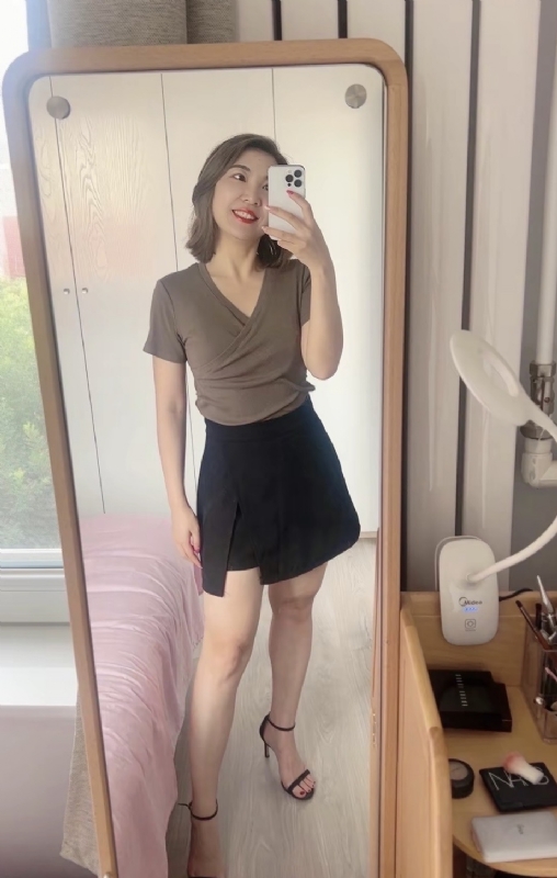 丽波的第二张照片--贵港相亲服务中心