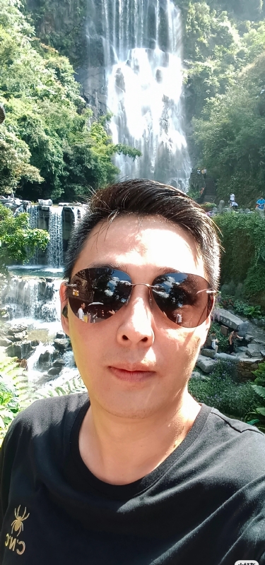 小小帅哥的第一张照片--贵港相亲服务中心