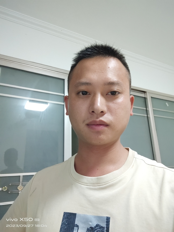 小yan同学的第一张照片--贵港相亲服务中心