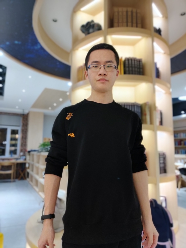 轩墨的第一张照片--贵港相亲服务中心