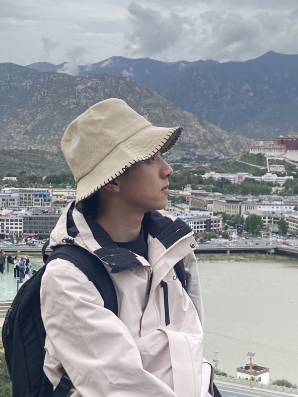 Lucky的第二张照片--贵港相亲服务中心