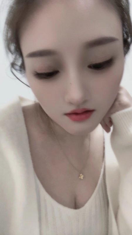 不倾城的第一张照片--贵港相亲服务中心