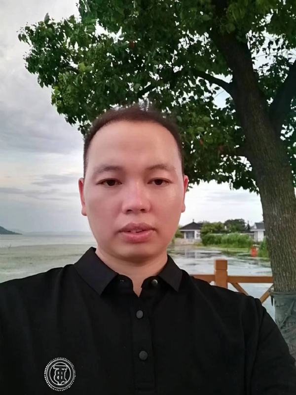 一起说晚安的第一张照片--贵港相亲服务中心