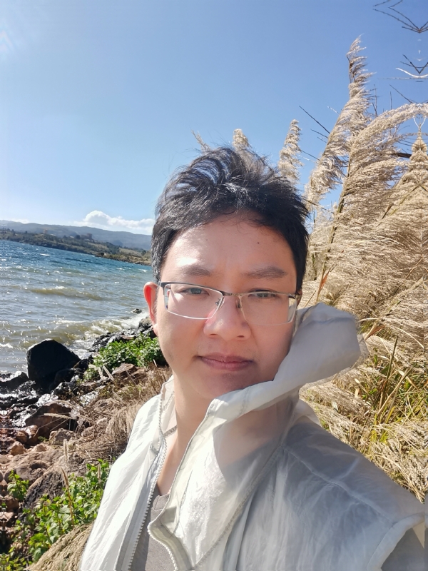 梅安歌的第一张照片--贵港相亲服务中心