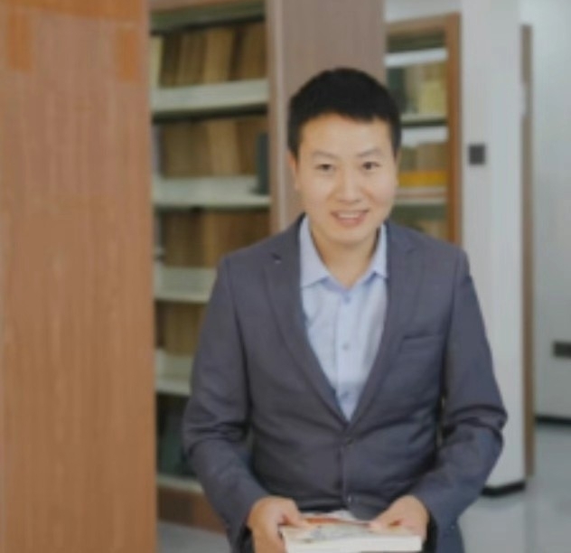 罗梓焜的第二张照片--贵港相亲服务中心