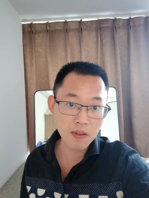 lips11的第一张照片--贵港相亲服务中心